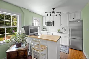 38 Landing Meadow Rd, Smithtown, NY 11787 - Photo 24