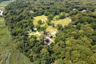 38 Landing Meadow Rd, Smithtown, NY 11787 - Photo 34
