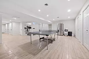 19 Sunset Rd W, Albertson, NY 11507 - Photo 22