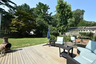 16 Brightview Dr, Rocky Point, NY 11778 - Photo 16