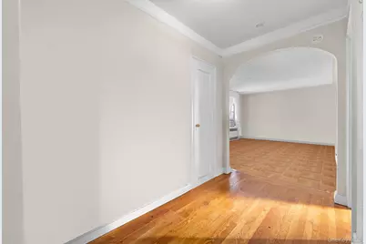 8380 118th St #6G, Kew Gardens, NY 11415 - Photo 6