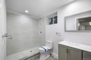 4 Coventry Ct, Wheatley Heights, NY 11798 - Photo 44