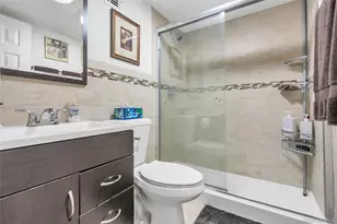 84 Juniper Ave, Ronkonkoma, NY 11779 - Photo 24