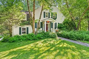 69 Montrose Station Rd, Montrose, NY 10548 - Photo 2
