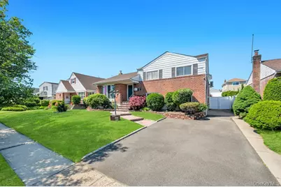 2182 Baylis Avenue, Elmont, NY 11003 - Photo 2