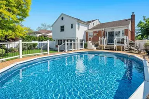 2182 Baylis Ave, Elmont, NY 11003 - Photo 18