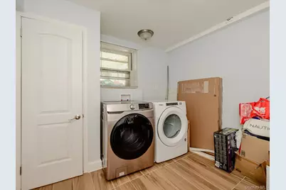 2182 Baylis Avenue, Elmont, NY 11003 - Photo 22