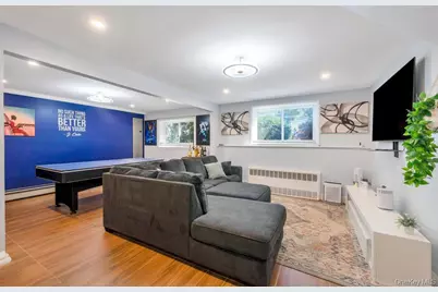 2182 Baylis Avenue, Elmont, NY 11003 - Photo 12