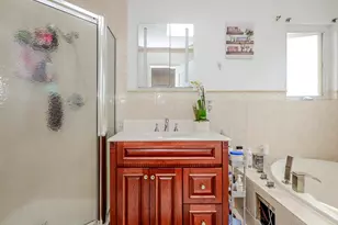2182 Baylis Ave, Elmont, NY 11003 - Photo 16
