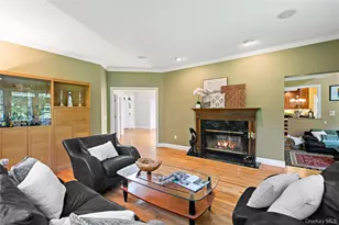 1985 Hunterbrook Rd, Yorktown Heights, NY 10598 - Photo 12