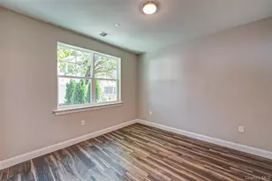 1 Conklin St, Farmingdale, NY 11735 - Photo 12
