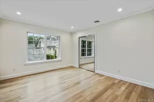 10 Hazel Pl, Floral Park, NY 11001 - Photo 18