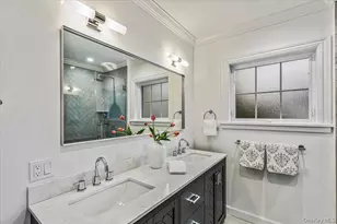 10 Hazel Pl, Floral Park, NY 11001 - Photo 26