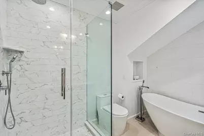 10 Hazel Place, Floral Park, NY 11001 - Photo 20