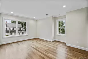 10 Hazel Pl, Floral Park, NY 11001 - Photo 16
