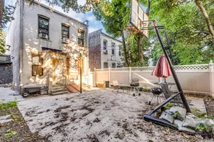 18 Pleasant Pl, Brooklyn, NY 11233 - Photo 20