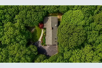 21 Druid Hill Road, Port Jefferson, NY 11777 - Photo 4