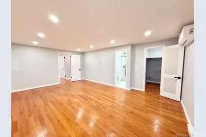 20 Baylis Place, Syosset, NY 11791 - Photo 14