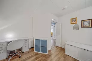 1111 Esther St, Franklin Square, NY 11010 - Photo 24