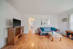 1111 Esther St, Franklin Square, NY 11010 - Photo 6