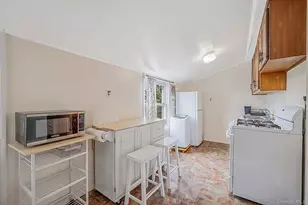 1111 Esther St, Franklin Square, NY 11010 - Photo 18