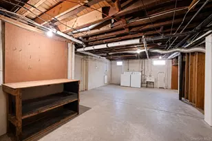 1111 Esther St, Franklin Square, NY 11010 - Photo 30
