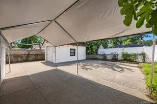 352 W Valley Stream Blvd, Valley Stream, NY 11580 - Photo 20