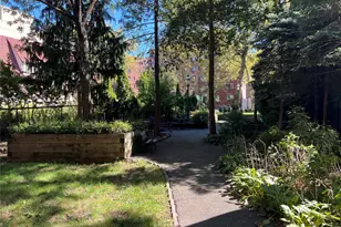 140-50 Burden Crescent, Briarwood, NY 11435 - Photo 10