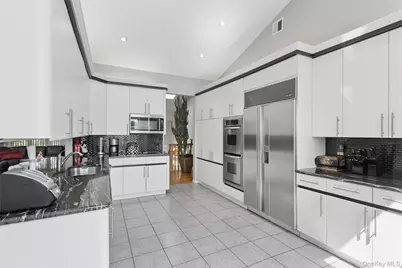 2883 Judith Drive, Bellmore, NY 11710 - Photo 10