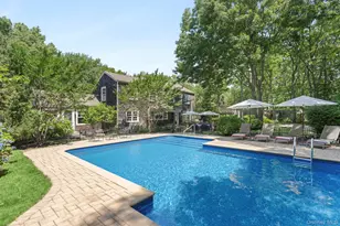 22 Spring Ln, Sag Harbor, NY 11963 - Photo 2