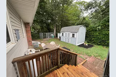 72 Fanning Boulevard, Riverhead, NY 11901 - Photo 14