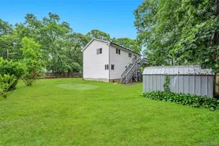 156 Church Dr, Mastic Beach, NY 11951 - Photo 8