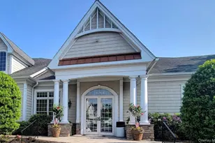 189 Symphony Dr, Lake Grove, NY 11755 - Photo 36