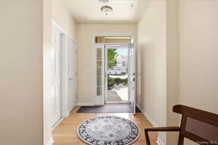 189 Symphony Dr, Lake Grove, NY 11755 - Photo 4