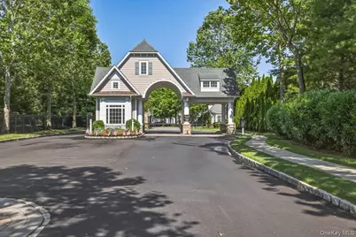189 Symphony Drive, Lake Grove, NY 11755 - Photo 26