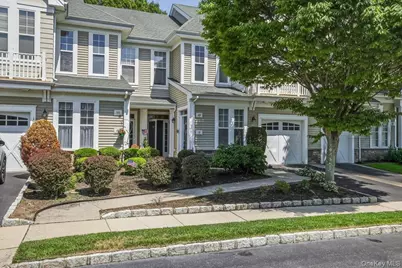 189 Symphony Drive, Lake Grove, NY 11755 - Photo 2