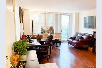4140 Union Street #6S, Flushing, NY 11355 - Photo 4