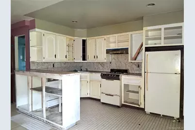 1386 Remsen Avenue, Brooklyn, NY 11236 - Photo 6