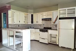 1386 Remsen Ave, Brooklyn, NY 11236 - Photo 6