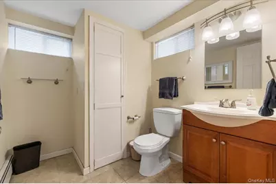72 Pembrook Drive, Mineola, NY 11501 - Photo 30