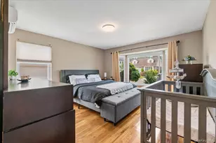 72 Pembrook Dr, Mineola, NY 11501 - Photo 20