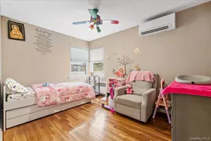 72 Pembrook Dr, Mineola, NY 11501 - Photo 22