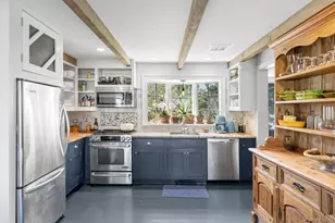 21 Breeze Hill Rd, East Hampton, NY 11937 - Photo 8