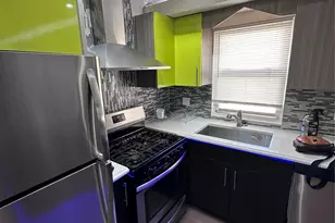 137-12 167th St, Jamaica, NY 11434 - Photo 4