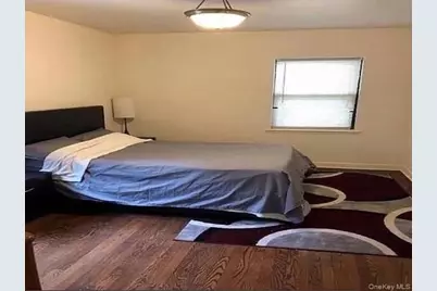 7 Bond Street #2C, Great Neck, NY 11021 - Photo 2
