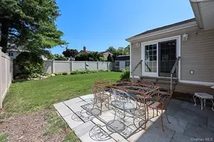 219 Lindbergh St, Massapequa Park, NY 11762 - Photo 30