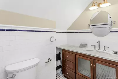 34 Preston Street #B, Port Washington, NY 11050 - Photo 20