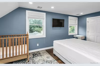 34 Preston Street #B, Port Washington, NY 11050 - Photo 16