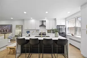 1518 Fielding St, Bronx, NY 10469 - Photo 2