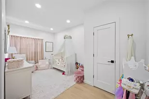 1518 Fielding St, Bronx, NY 10469 - Photo 20